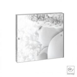 Portafoto Mascagni M215 in acrilico trasparente. Design moderno e stile italiano per esaltare ogni fotografia con eleganza e leggerezza visiva.