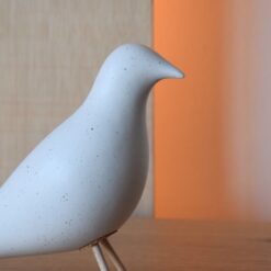 Alternative view of Uccello in Ceramica Bianco VP