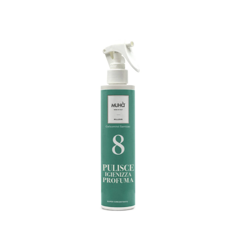 Spray Pulisci e Profuma “Gelsomino Sambac” MUHÀ. Fragranza floreale intensa e luminosa, ideale per tessuti e ambienti. Rinfresca e profuma con eleganza.