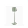 Poldina Salvia ZAFFERANO: lampada da tavolo ricaricabile, LED dimmerabile e design moderno. Perfetta per interni ed esterni.