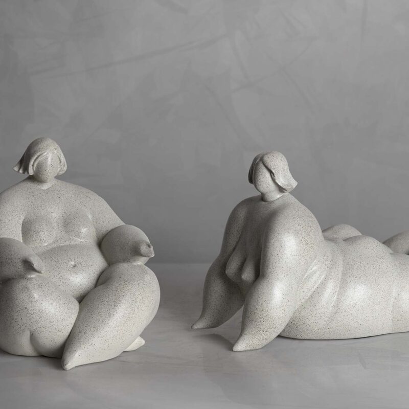 Alternative view of Scultura in Cemento Femminilità Armoniosa GARPE