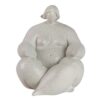 Scultura in cemento Femminilità Armoniosa GARPE: design moderno, forme morbide e simbolo di amore e protezione.