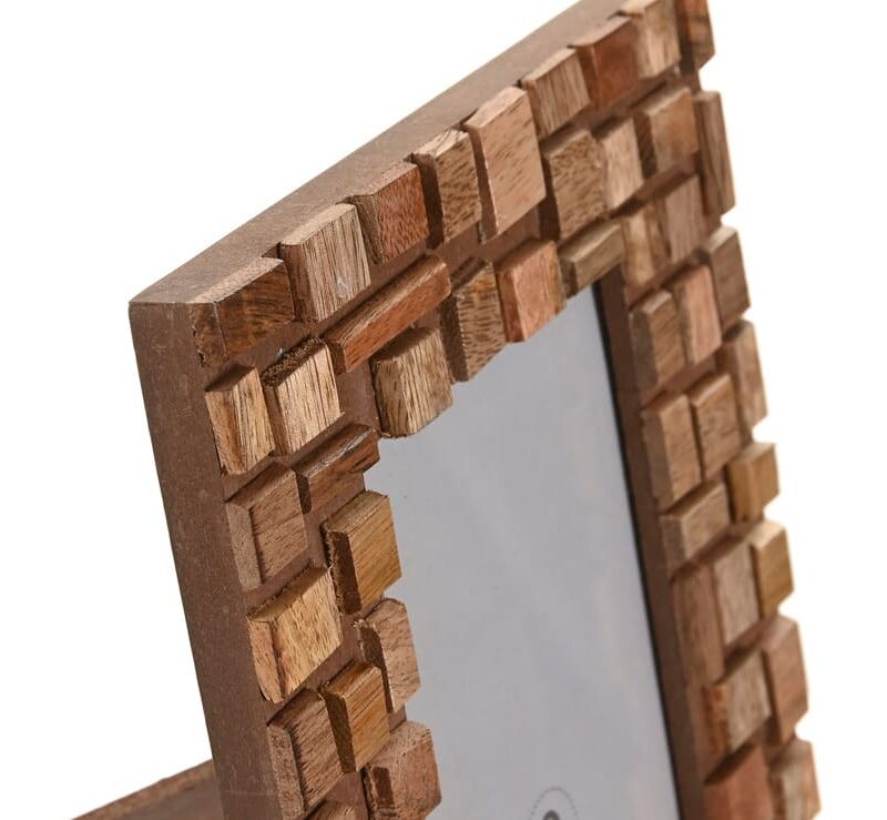 Alternative view of Portafoto a Tasselli Legno di Mango 10x15cm SAVINO COLLECTION