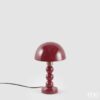 Lampada a sfere rossa in metallo firmata EDG: moderna, luminosa e decisa. Perfetta per ambienti di design e illuminazione decorativa di grande impatto.