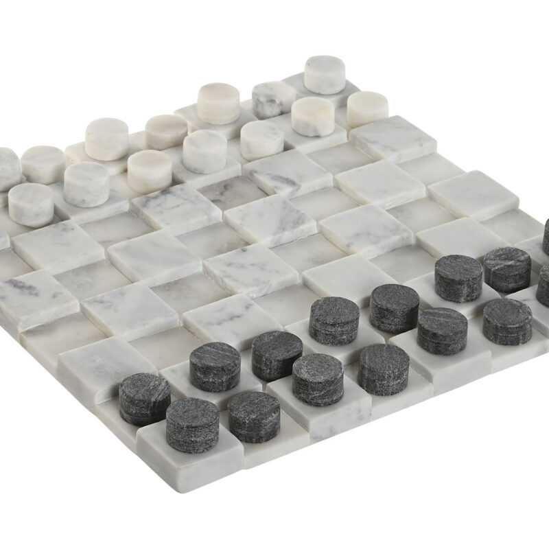 Gioco della dama in pietra dal design elegante. Scacchiera e pedine in materiale naturale, ideale come complemento d’arredo e set da gioco raffinato.