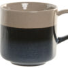 Tazza in porcellana azzurra dal design moderno. Elegante, resistente e comoda da usare. Ideale per caffè, tè e tisane, perfetta per ogni cucina.