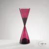 Clessidra conica in vetro Mascagni. Elegante, moderna e decorativa. Vetro colorato e sabbia scura per un effetto raffinato. Perfetta per casa e ufficio.