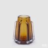 Vaso Dorso Ambra in Vetro EDG: design elegante, sfumature calde e rilievi moderni per arredare con stile ogni ambiente della tua casa.