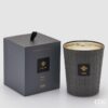 Candela Cuir Pepe Nero EDG: design effetto pelle scuro e fragranza speziata al pepe nero per un’atmosfera intensa, elegante e ricca di carattere.