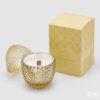Candela profumata L’Ove EDG: vetro ambrato, stoppino in legno e fragranza Ginger & Warm Vanilla. Eleganza decorativa e atmosfera avvolgente.