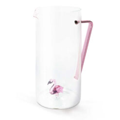 Caraffa in vetro con fenicottero WD Lifestyle. Realizzata in vetro borosilicato, decorativa e resistente, ideale per servire bevande o arredare con stile.