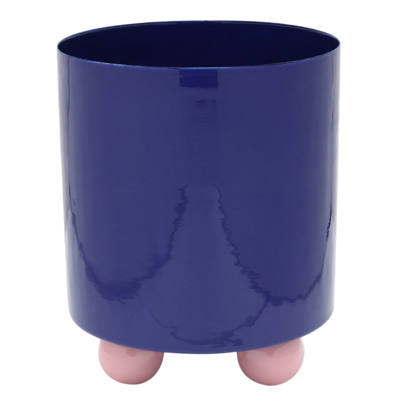 Portavaso in metallo blu Present Time: design moderno con base a sfere, colore elegante e stile contemporaneo. Perfetto per piante e decorazioni.