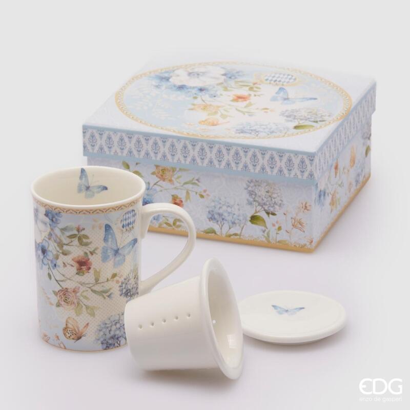 Tazza in porcellana con filtro EDG: decoro floreale pastello, coperchio coordinato e confezione regalo. Eleganza e funzionalità per tè e tisane.