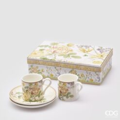 Coppia tazzine da caffè Fiori Gialli EDG in porcellana: decoro floreale pastello, piattini coordinati e confezione regalo. Eleganza romantica e luminosa.