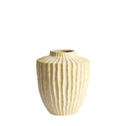 "Vaso rigato in ceramica crema Light & Living: design elegante, texture materica e stile moderno per decorare ogni ambiente."