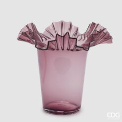 Vaso in vetro rosa antico EDG: bordo a balze ondulate, vetro traslucido e design elegante. Perfetto come centrotavola o complemento decorativo raffinato.