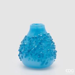 Vaso Goccia EDG azzurro: vetro lucido e lavorazione cristallo. Design moderno e scenografico, perfetto per decorazioni eleganti e composizioni verticali.