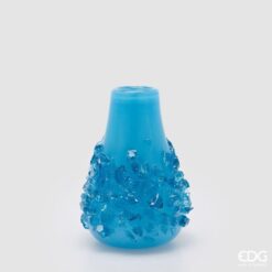 Vaso Goccia EDG azzurro: vetro lucido e lavorazione cristallo. Design moderno e scenografico, perfetto per decorazioni eleganti e composizioni verticali.