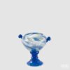 Vaso Pennellate Marea in vetro EDG: design artistico con pennellate blu e verdi, perfetto per decorare ambienti moderni con un tocco marino elegante.