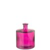 Vaso rosa in vetro J‑Line: design moderno, colore luminoso e finitura elegante. Perfetto per fiori, rami decorativi o come oggetto d’arredo raffinato.