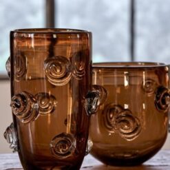 Alternative view of Vaso in Vetro con Rose in Rilievo Marrone EDG