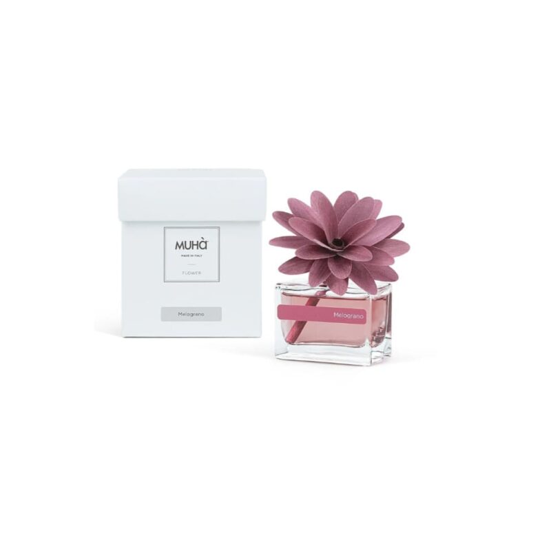 Diffusore Camelia MUHÀ 30 ml Melograno: fiore in legno, profumazione fruttata e vivace, ideale per piccoli ambienti. Scopri le altre fragranze