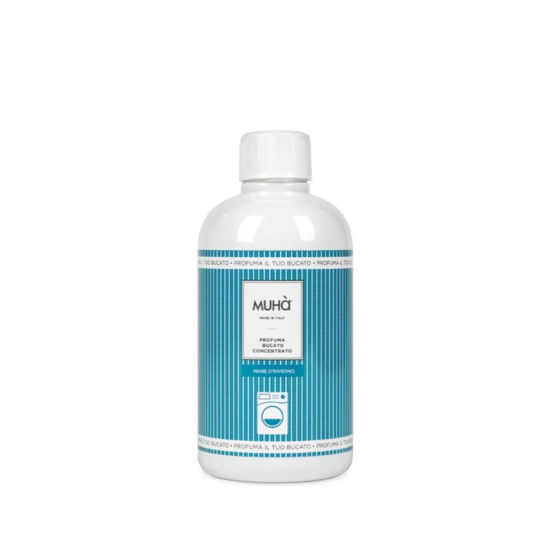 Profuma Bucato MUHÀ Mare d’Inverno 400 ml: fragranza fresca e marina, intensa e duratura. Dona ai tessuti un profumo pulito, elegante e rilassante.