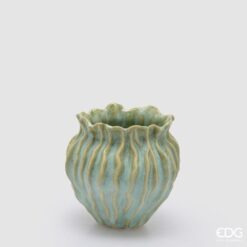 Vaso in ceramica verde EDG 16×16,5 cm con texture effetto corteccia. Elegante, moderno e perfetto come oggetto decorativo.