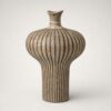 Vaso marrone rigato in ceramica Light & Living, altezza 42,5 cm: design naturale, texture artigianale e stile elegante. Perfetto per ogni ambiente.
