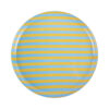Vassoio rotondo a righe azzurro e giallo Present Time: moderno, luminoso e decorativo. Perfetto per servire o valorizzare la casa con un tocco di colore.
