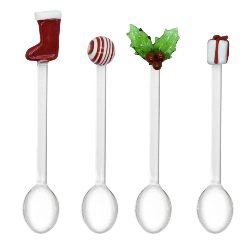Set 4 cucchiaini natalizi WD Lifestyle in vetro borosilicato fatto a mano. Dettagli con calza, sfera, agrifoglio e pacchetto.