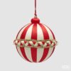 Pallina di Natale Treccia EDG 12 cm a strisce rosse e bianche con passamaneria oro. Elegante addobbo tessile. Acquista su Savino Arte e Design!