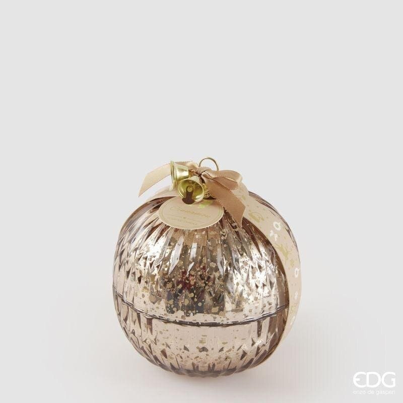 Candela profumata a sfera in vetro ambra EDG 10 cm alla cannella. Grande contenitore scanalato per un'atmosfera calda. Acquista su Savino Arte e Design!