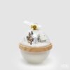 Candela natalizia a cupola in vetro bianco EDG fragranza muschio bianco. Elegante cloche profumata d'arredo. Acquista online su Savino Arte e Design!