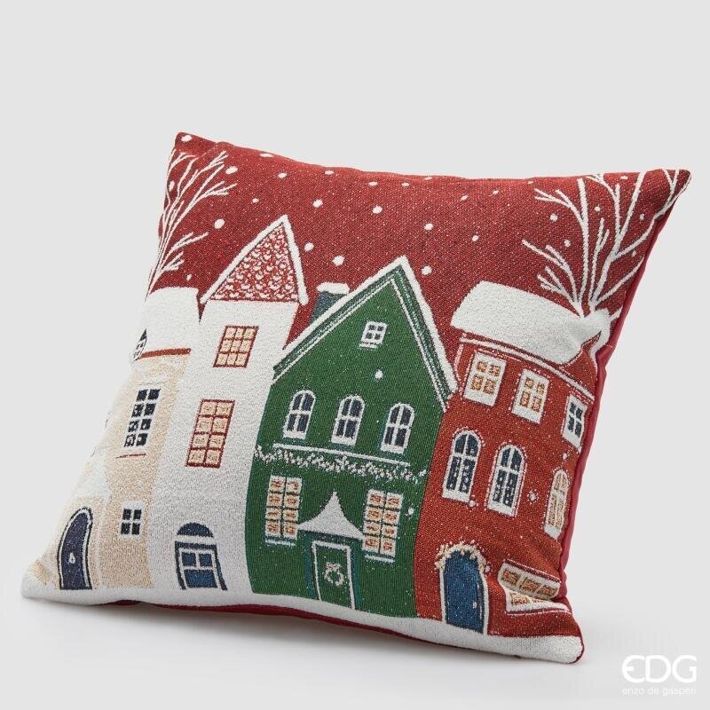 Cuscino Villaggio di Natale EDG 45x45 cm. Tessile quadrato in gobelin rosso con casette innevate, dettagli verdi e paesaggio fiabesco. Savino Arte e Design!Cuscino Villaggio di Natale EDG 45x45 cm. Tessile quadrato in gobelin rosso con casette innevate, dettagli verdi e paesaggio fiabesco. Savino Arte e Design!