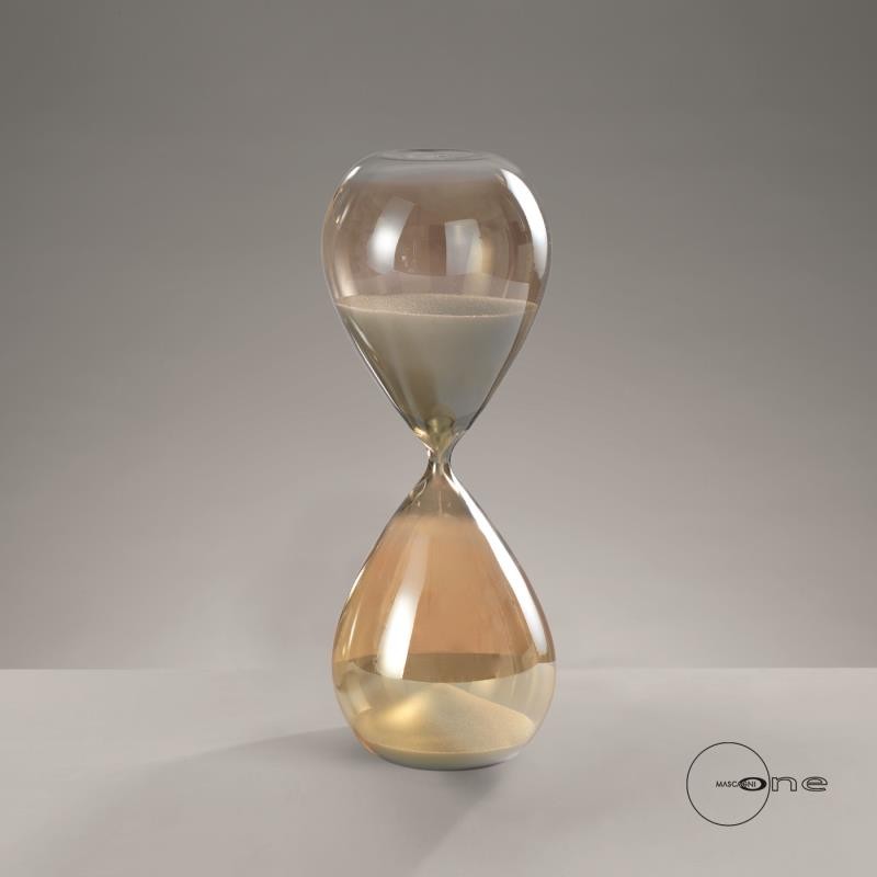Clessidra decorativa Mascagni H 30 cm in vetro dorato con riflessi ambrati e finitura specchiata. Elegante idea regalo d'arredo. Acquista su Savino Arte e Design!
